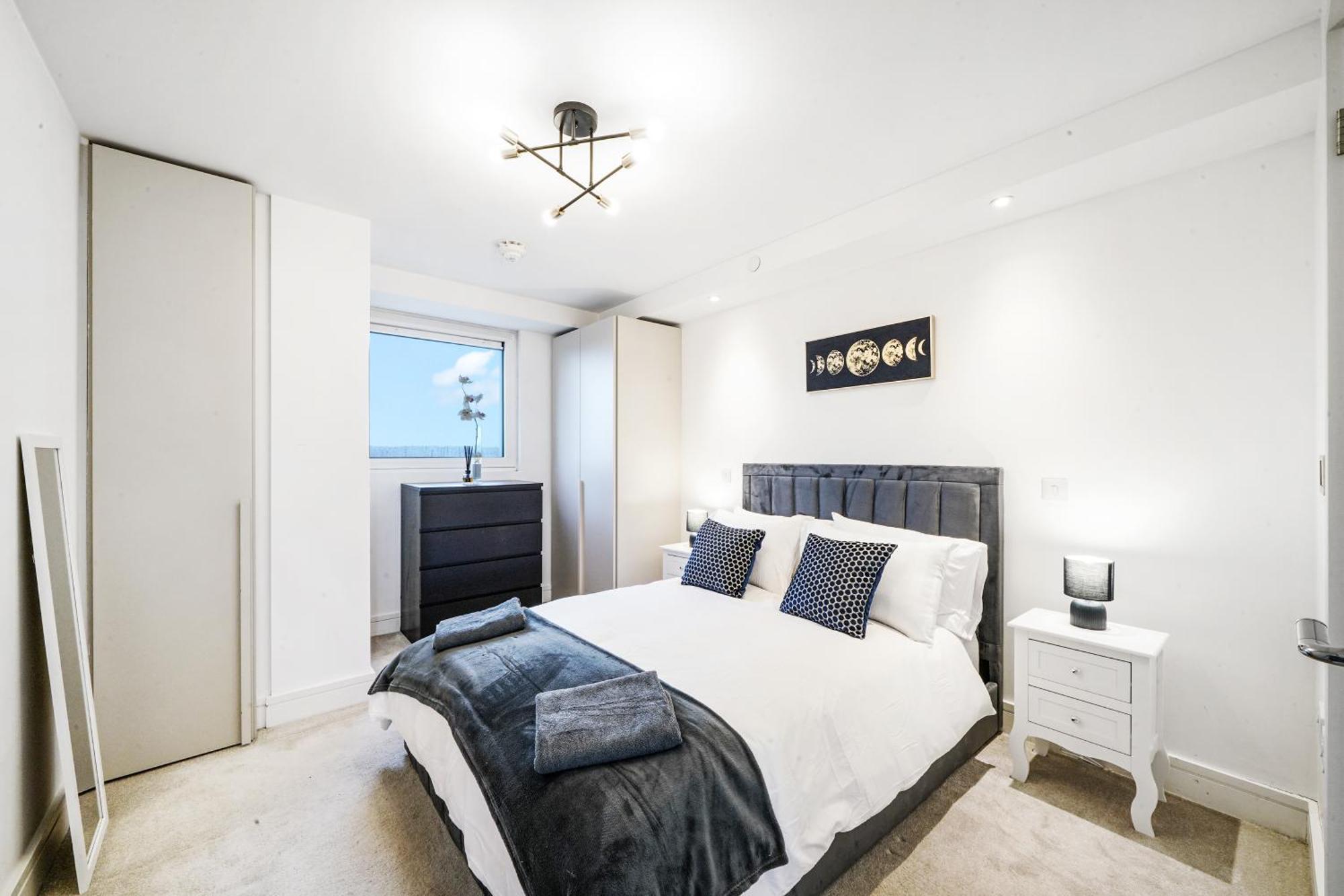 Luxury Apartment With Stunning Views On 10Th Floor Edgware Zewnętrze zdjęcie